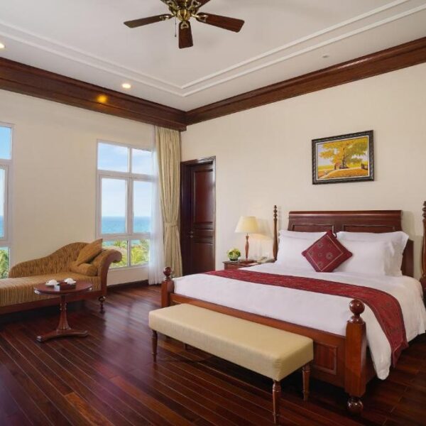 Panoramic View Room Vinpearl Luxury Da Nang (1)