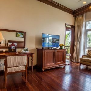 executive suite vinpearl luxury da nang (1)