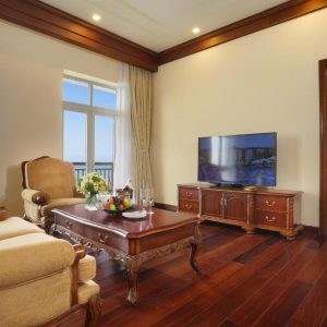 executive suite vinpearl luxury da nang (5)