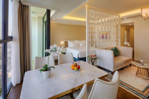 melia vinpearl riverfront da nang junior suite room (1)